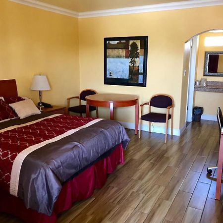 Town & Country Motel Livingston ภายนอก รูปภาพ