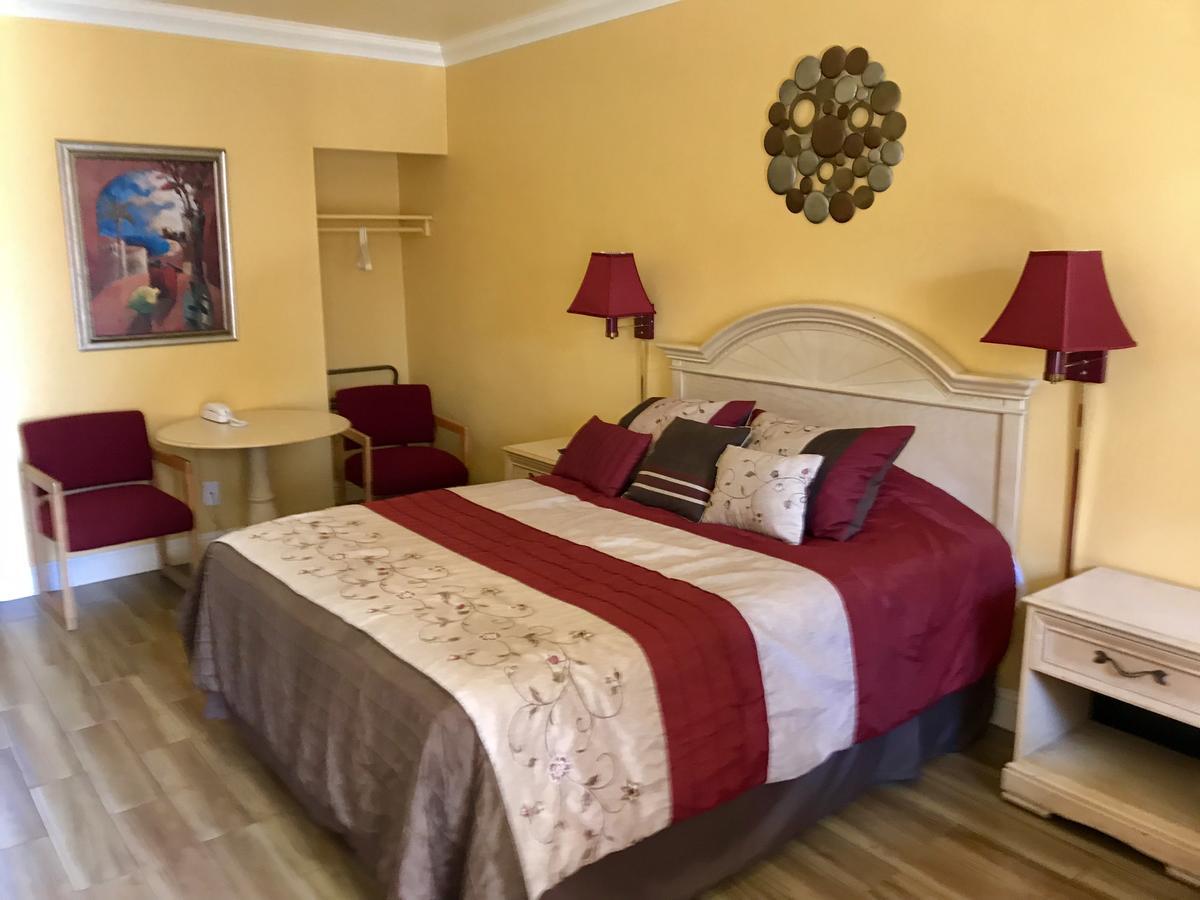 Town & Country Motel Livingston ภายนอก รูปภาพ