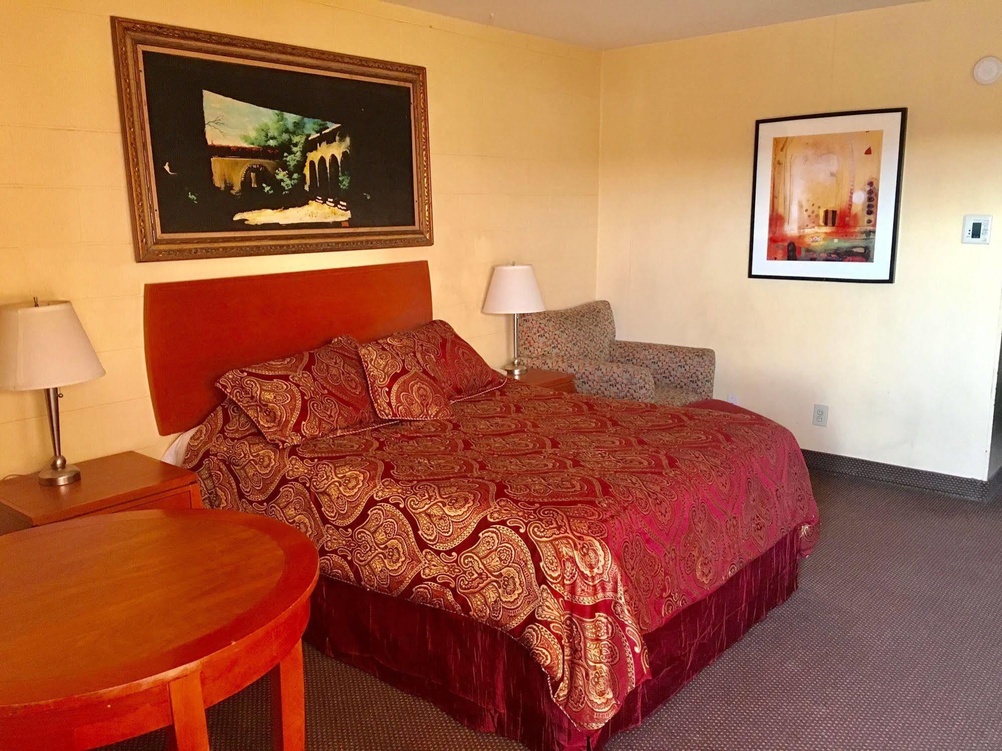 Town & Country Motel Livingston ภายนอก รูปภาพ