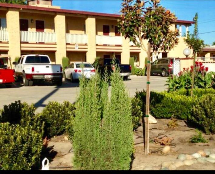 Town & Country Motel Livingston ภายนอก รูปภาพ